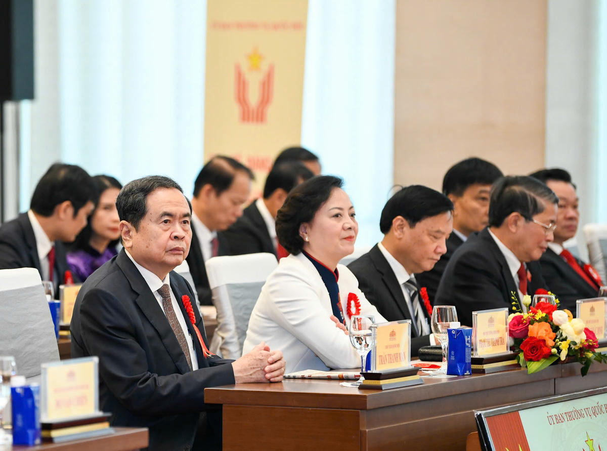 Tạo điều kiện cho mỗi đại biểu Quốc hội phát huy tốt nhất năng lực, sở trường cống hiến cho sự nghiệp chung