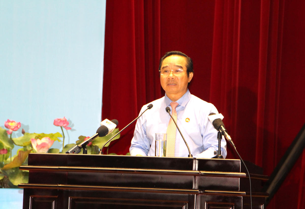 Ông Nguyễn Văn Được – Chủ tịch UBND TP Hồ Chí Minh trình bày tham luận tại đại hội. Ảnh: Q.Đ.