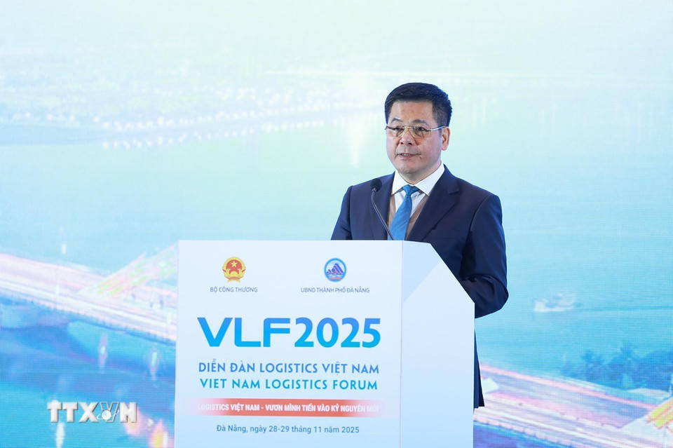 Bộ trưởng Bộ Công Thương Nguyễn Hồng Diên khai mạc Diễn đàn Logistics Việt Nam năm 2025. (Ảnh: Dương Giang/TTXVN)