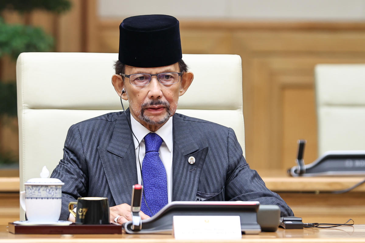 Quốc vương Brunei đề nghị hai nước đẩy mạnh hơn nữa hợp tác trong lĩnh vực năng lượng, khai thác thủy hải sản, Halal và giao lưu nhân dân - Ảnh: VGP/Nhật Bắc