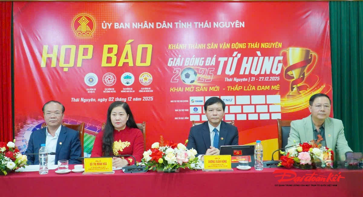 Họp báo công bố Giải bóng đá Tứ hùng - Thái Nguyên năm 2025. Ảnh: TN.