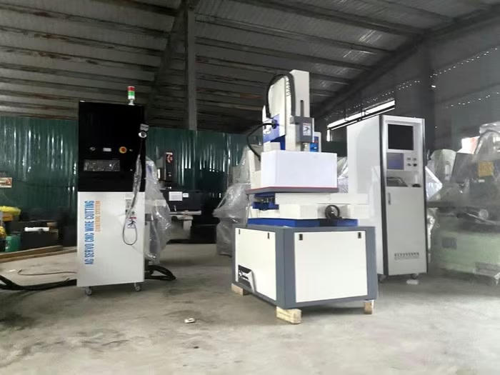 Hé lộ thủ đoạn buôn lậu máy móc cũ tinh vi để thu lợi bất chính