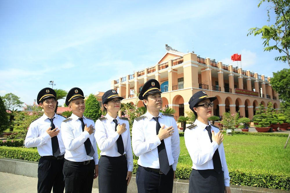 KTNN thi đua lập thành tích chào mừng Đại hội lần thứ XIV của Đảng. Ảnh: M. Thúy