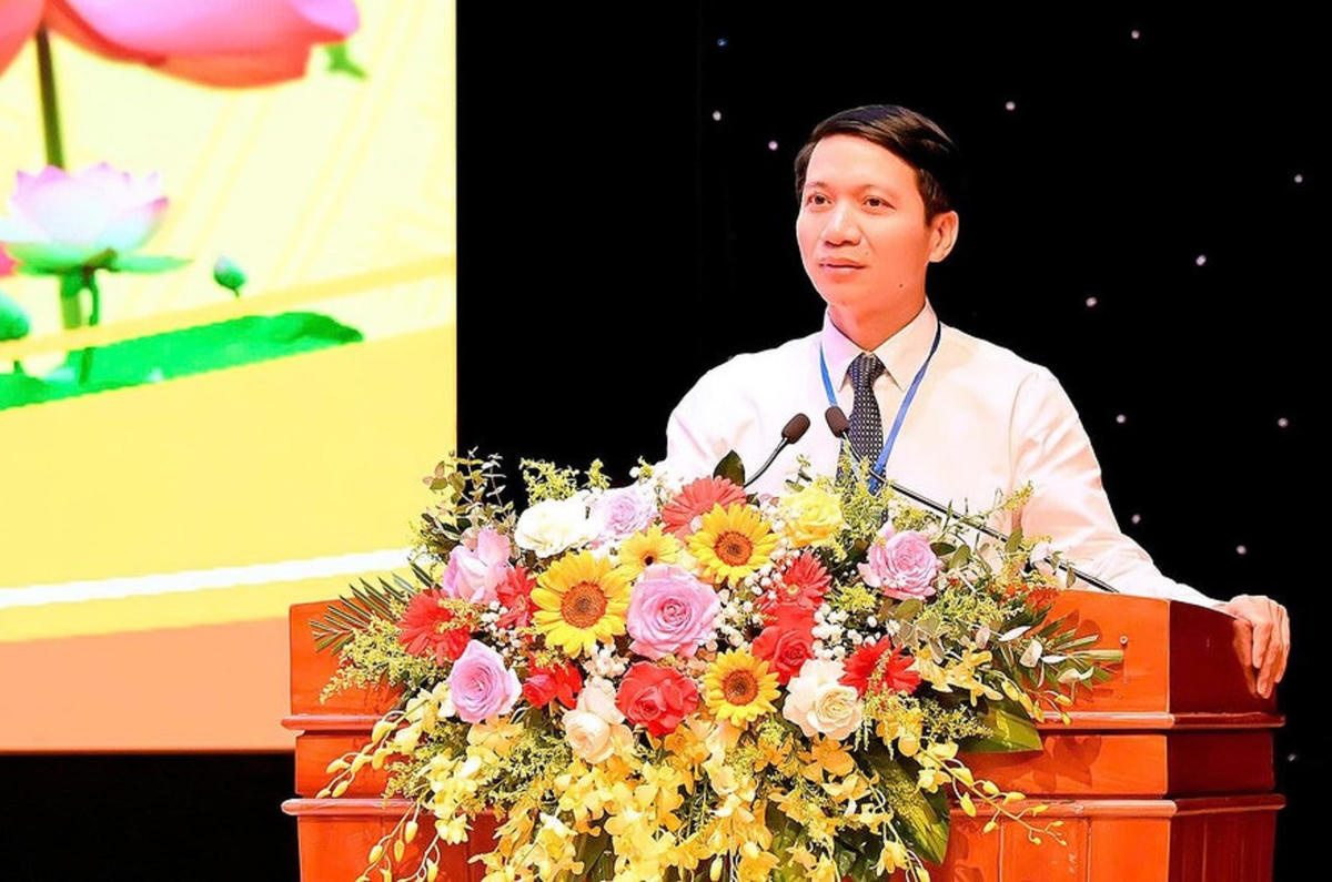 Ông Nguyễn Ngọc Lương, Phó Bí thư Tỉnh ủy, Chủ tịch Ủy ban MTTQ Việt Nam tỉnh Gia Lai phát biểu tại phiên thứ I. Ảnh: CV.