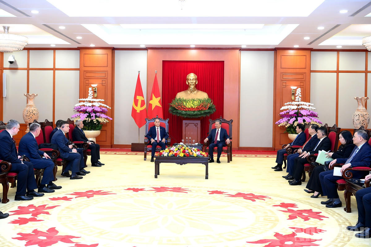 Quang cảnh cuộc tiếp tại Trụ sở Trung ương Đảng.