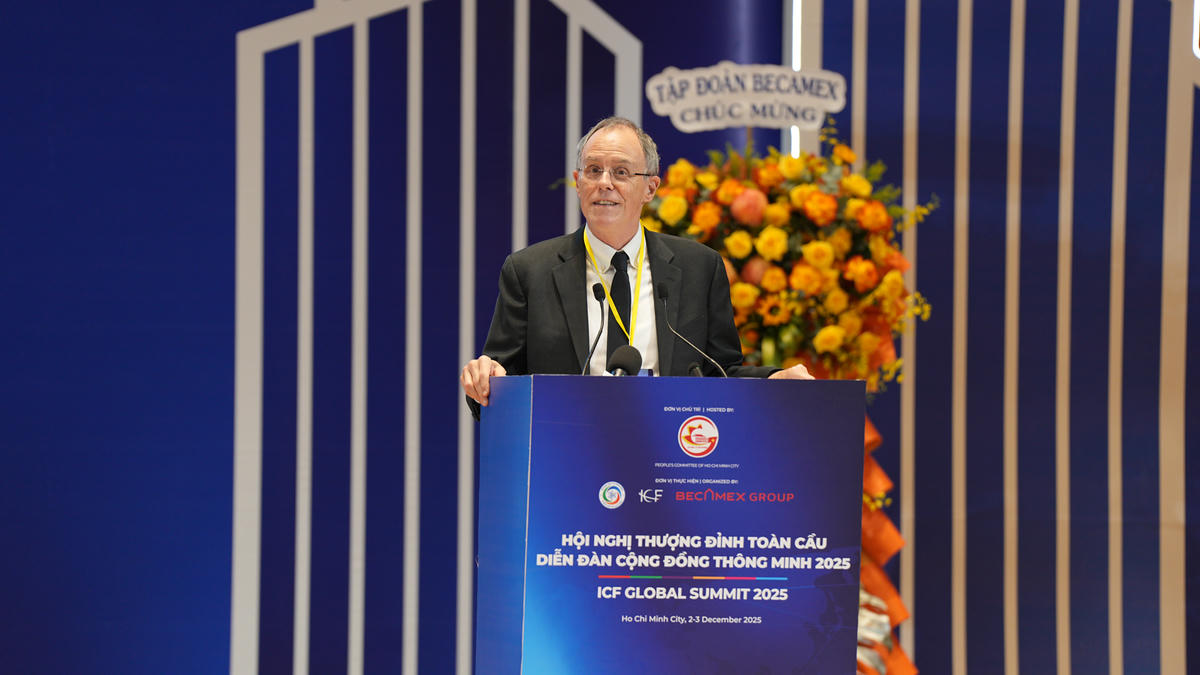 Ông Robert Bell, đồng sáng lập ICF phát biểu tại hội nghị. Ảnh: H.L.
