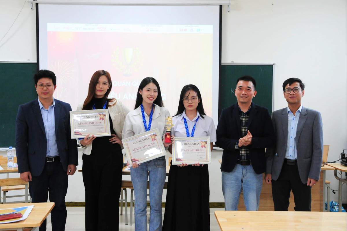 Đội Nữ Siêu Anh Hùng đã xuất sắc giành ngôi Quán quân cuộc thi Debate Horizon 2025