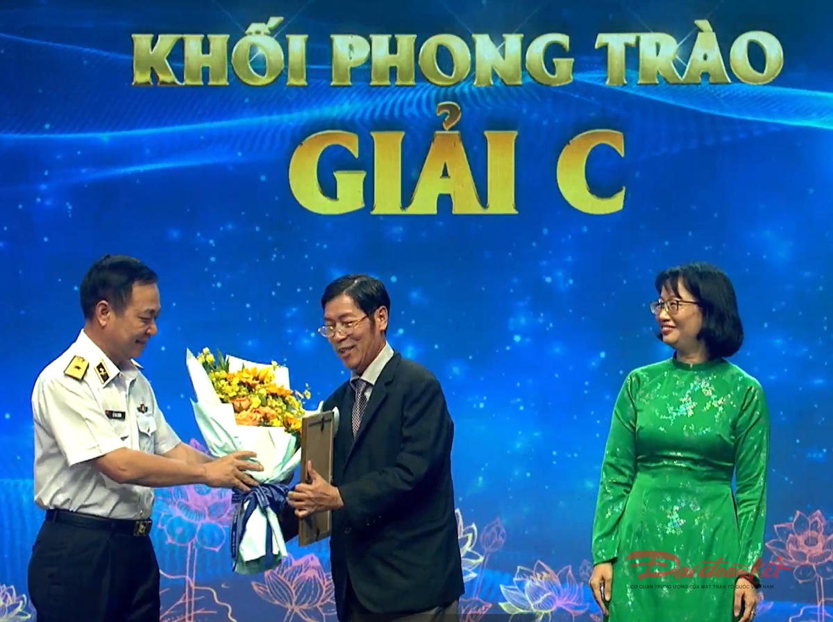 Quang cảnh lễ trao giải. Ảnh: H.Phúc.