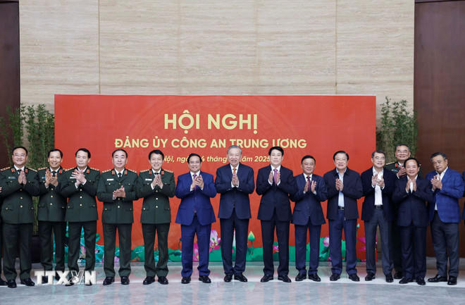 Tổng Bí thư Tô Lâm và các đại biểu. (Ảnh: Thống Nhất/TTXVN)