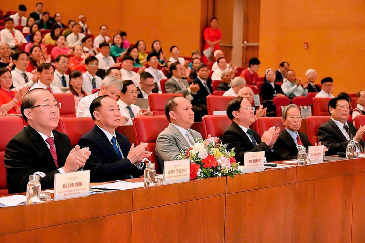 Các đại biểu tham dự đại hội. Ảnh Chí Đại.