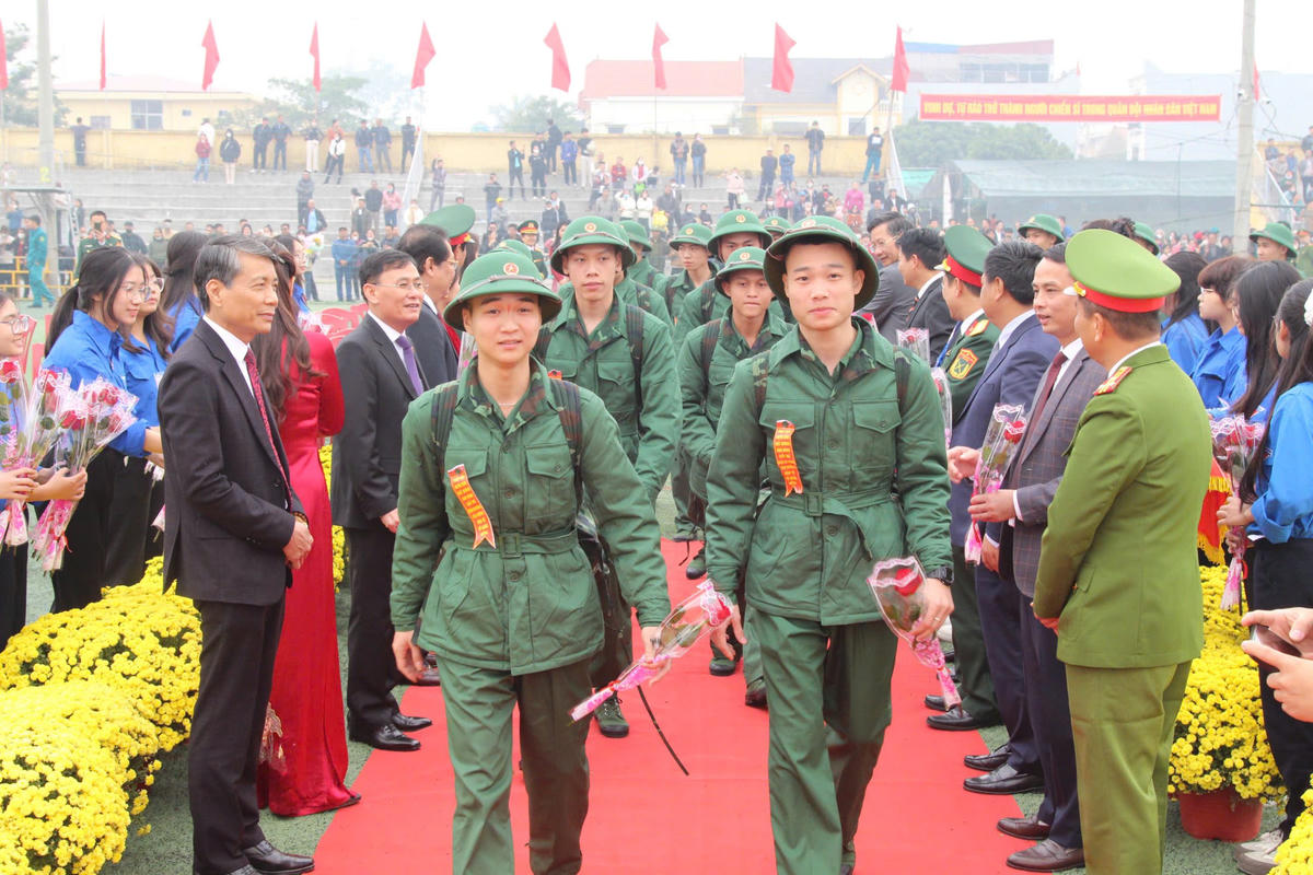 Công dân chỉ được nhận hỗ trợ sau khi đơn vị nhận quân phúc tra và xác nhận đủ tiêu chuẩn sức khỏe, chính trị, văn hóa. Ảnh minh hoạ. Ảnh: PT.&nbsp;