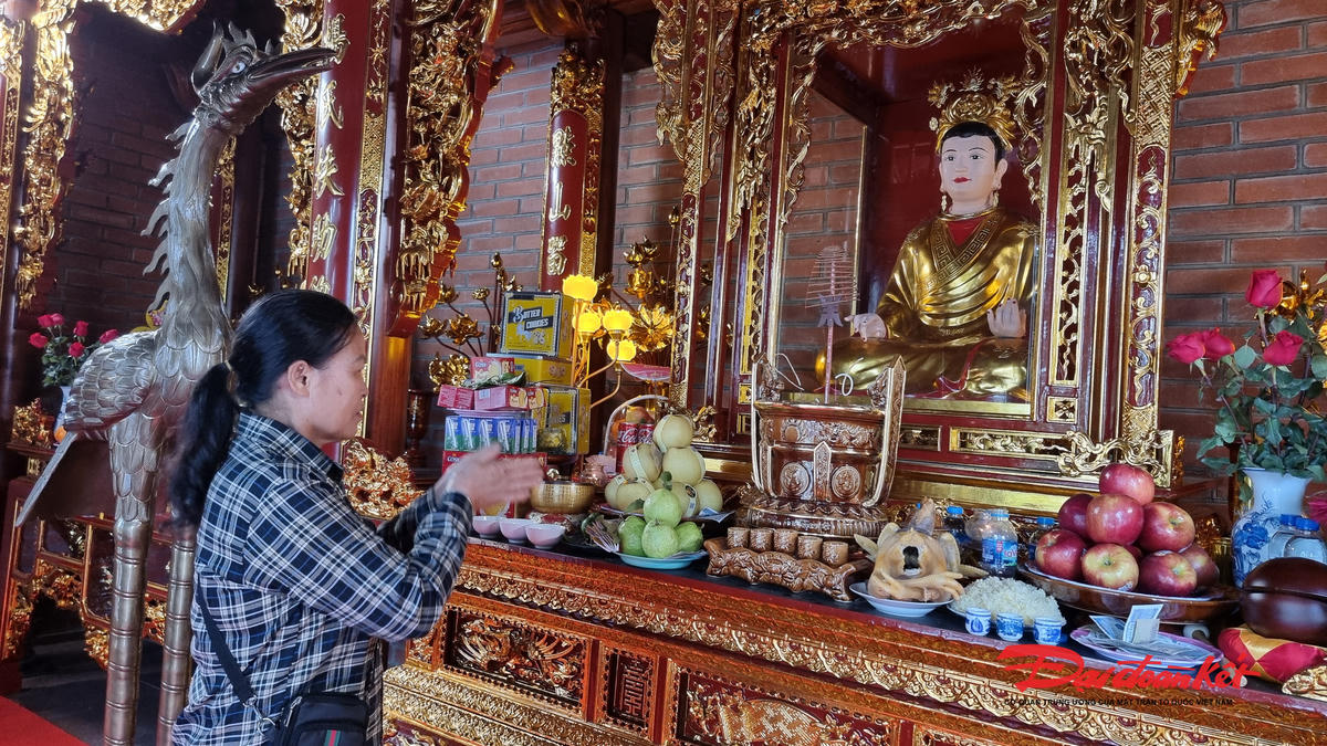 Bà là Công chúa Diên Bình. Ảnh: Toán Nguyễn.