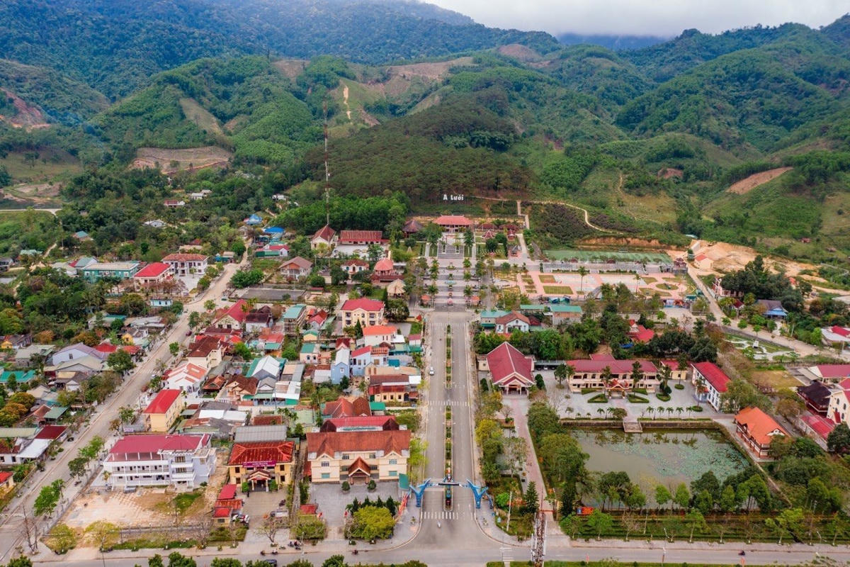 Các Chương trình MTQG góp phần làm thay đổi diện mạo các xã vùng cao ở A Lưới, thành phố Huế. Ảnh: M.L.