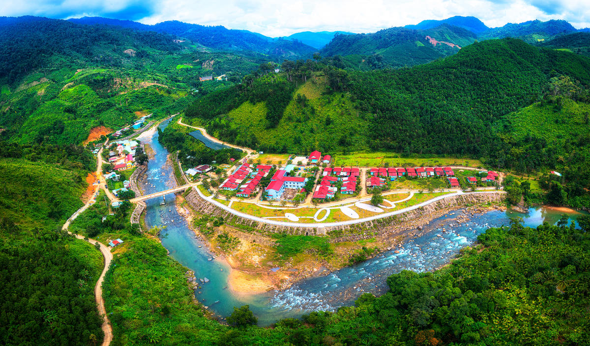 Trung tâm xã Trà Leng. Ảnh: Đỗ Văn Pháp.