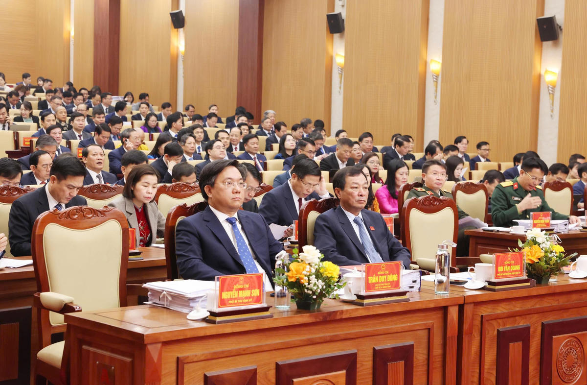 Kỳ họp cuối năm HĐND tỉnh Phú Thọ diễn ra sáng nay (8/12). Ảnh CTV