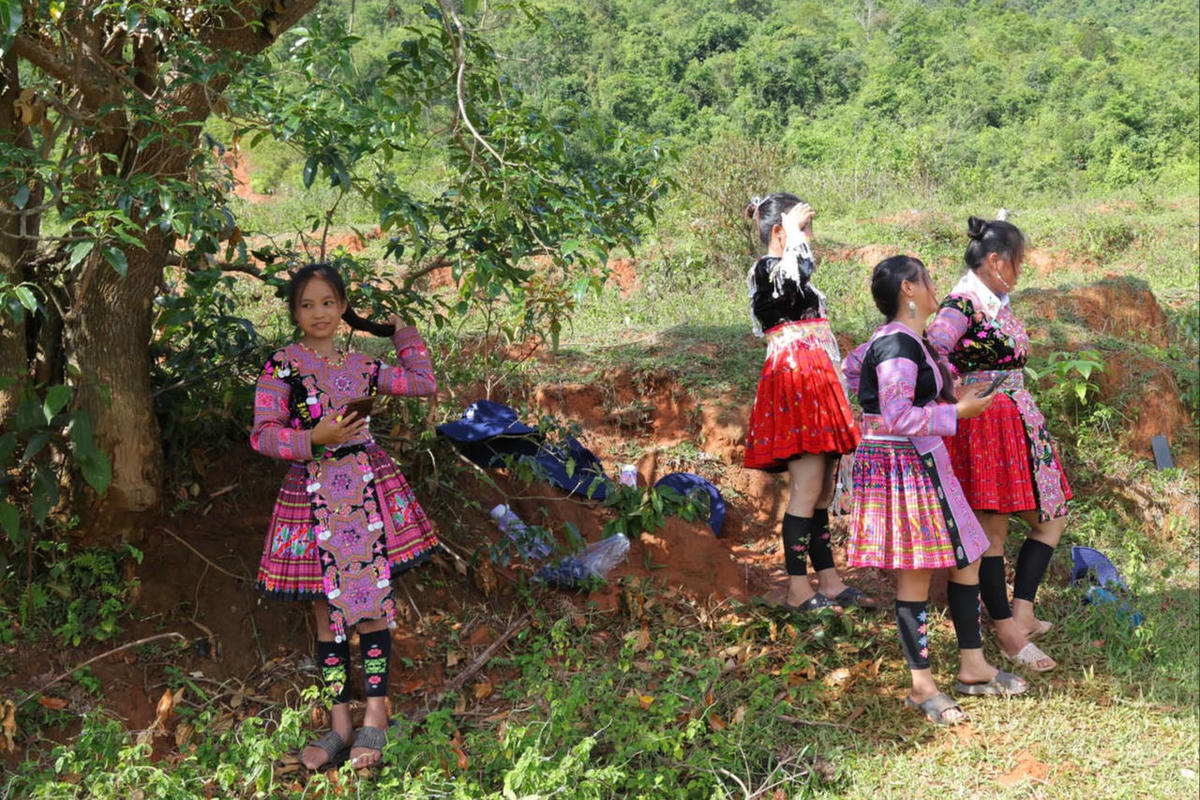 Dịch vụ viễn thông đóng vai trò quan trọng trong việc thu hẹp khoảng cách thông tin. Ảnh minh họa: Linh Chi PLVN