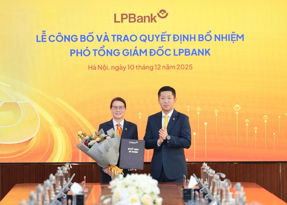 Ông Vũ Quốc Khánh – Tổng Giám đốc LPBank đánh giá cao tinh thần dám nghĩ, dám làm, quyết liệt và hiệu quả của Tân PTGĐ.
