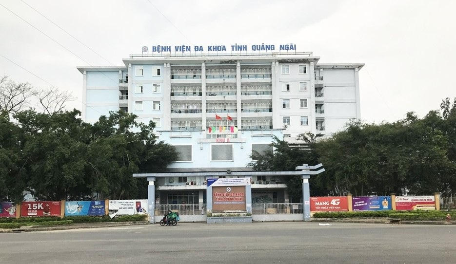 Bệnh viện Đa khoa Quảng Ngãi nơi điều trị cho cháu 6 bị bỏng. Ảnh: CV.