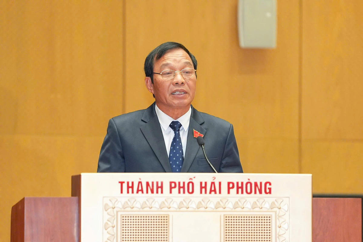 Chủ tịch HĐND thành phố Lê Văn Hiệu phát biểu bế mạc tại Kỳ họp. Ảnh: ĐT.&nbsp;