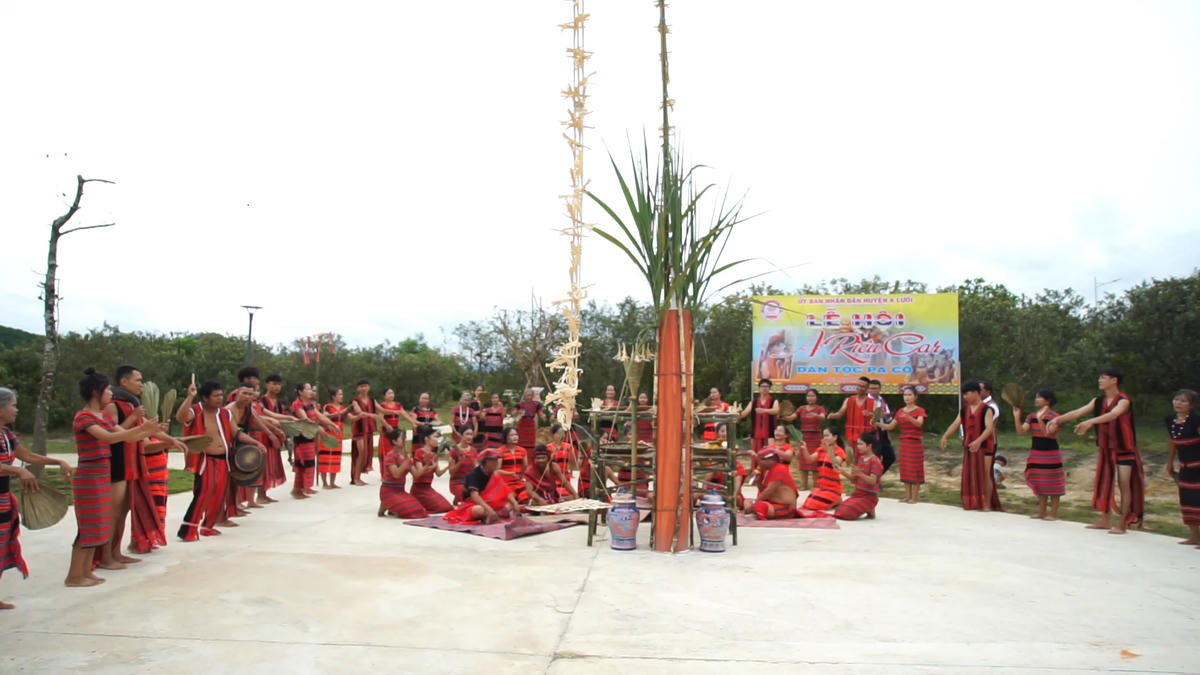 Chất lượng cuộc sống của người dân được nâng lên cả về vật chất lẫn tinh thần. Ảnh: M.L.