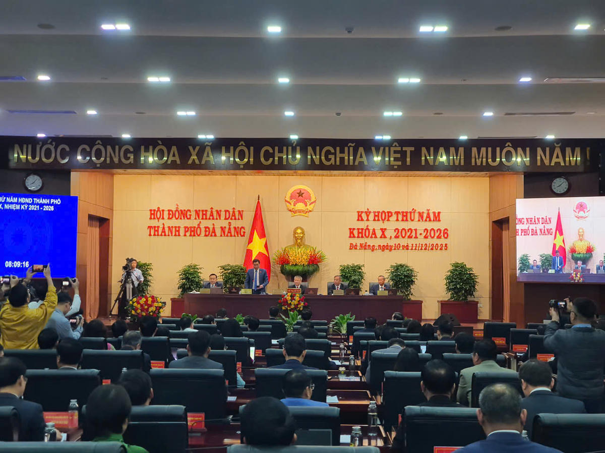 Quang cảnh kỳ họp. Ảnh: CV.