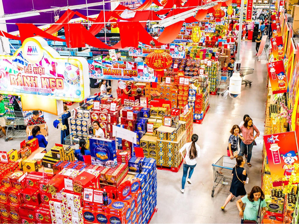 Khẩn trương khắc phục hậu quả thiên tai, phục hồi sản xuất kinh doanh, đẩy mạnh tiêu dùng, phục vụ nhu cầu Tết của Nhân dân.