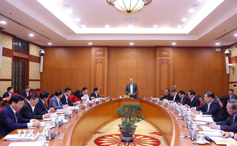 Tổng Bí thư Tô Lâm chủ trì buổi làm việc với Thường trực các Tiểu ban Đại hội XIV của Đảng. (Ảnh: Văn Điệp/TTXVN).
