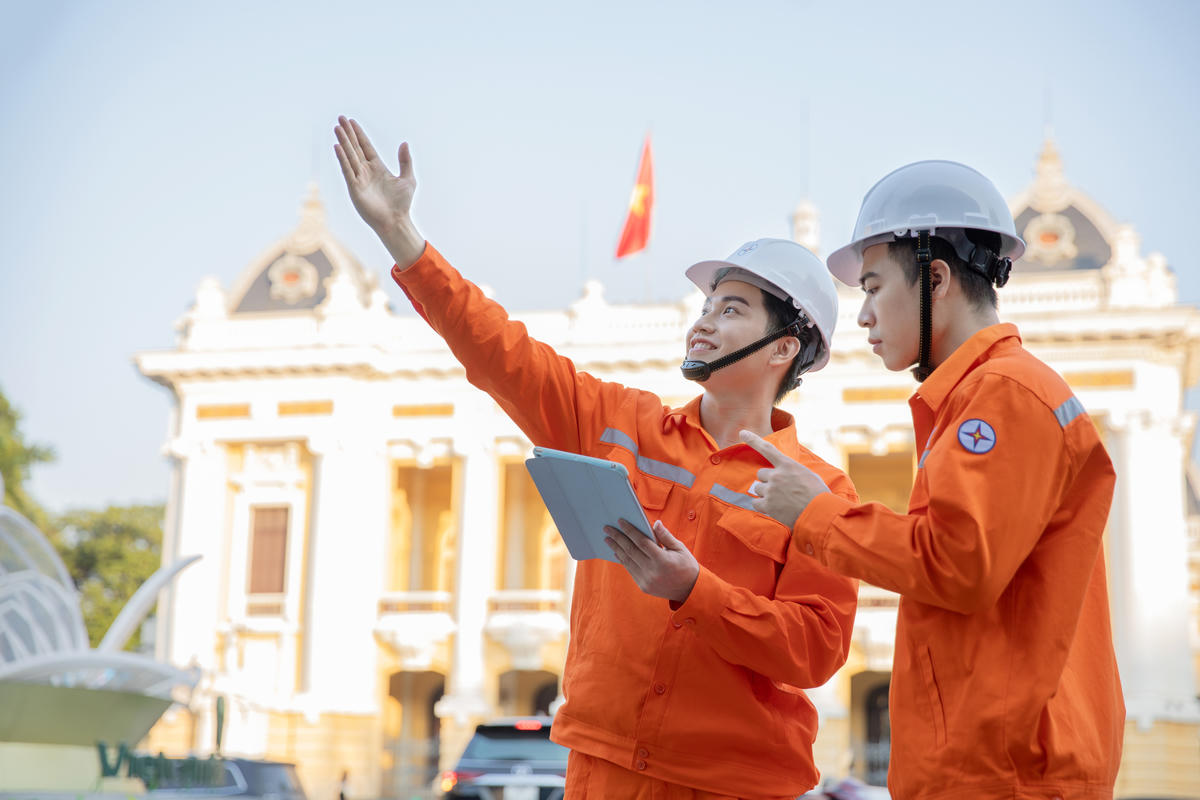 EVNHANOI tiếp tục kiên định với sứ mệnh “Thắp sáng niềm tin”