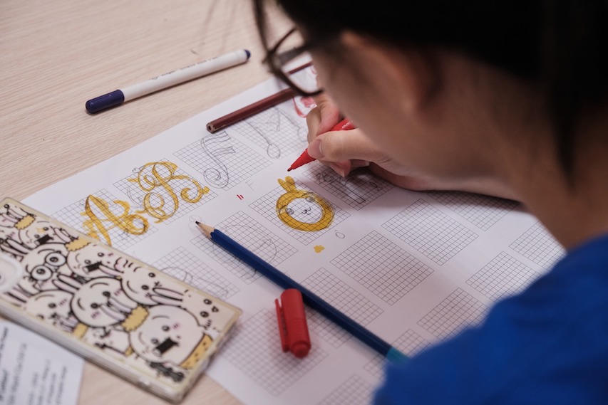 Sinh viên Trường Cao đẳng nghề Thiết kế và Thời trang London (Hà Nội). Ảnh: LCDF – Hanoi