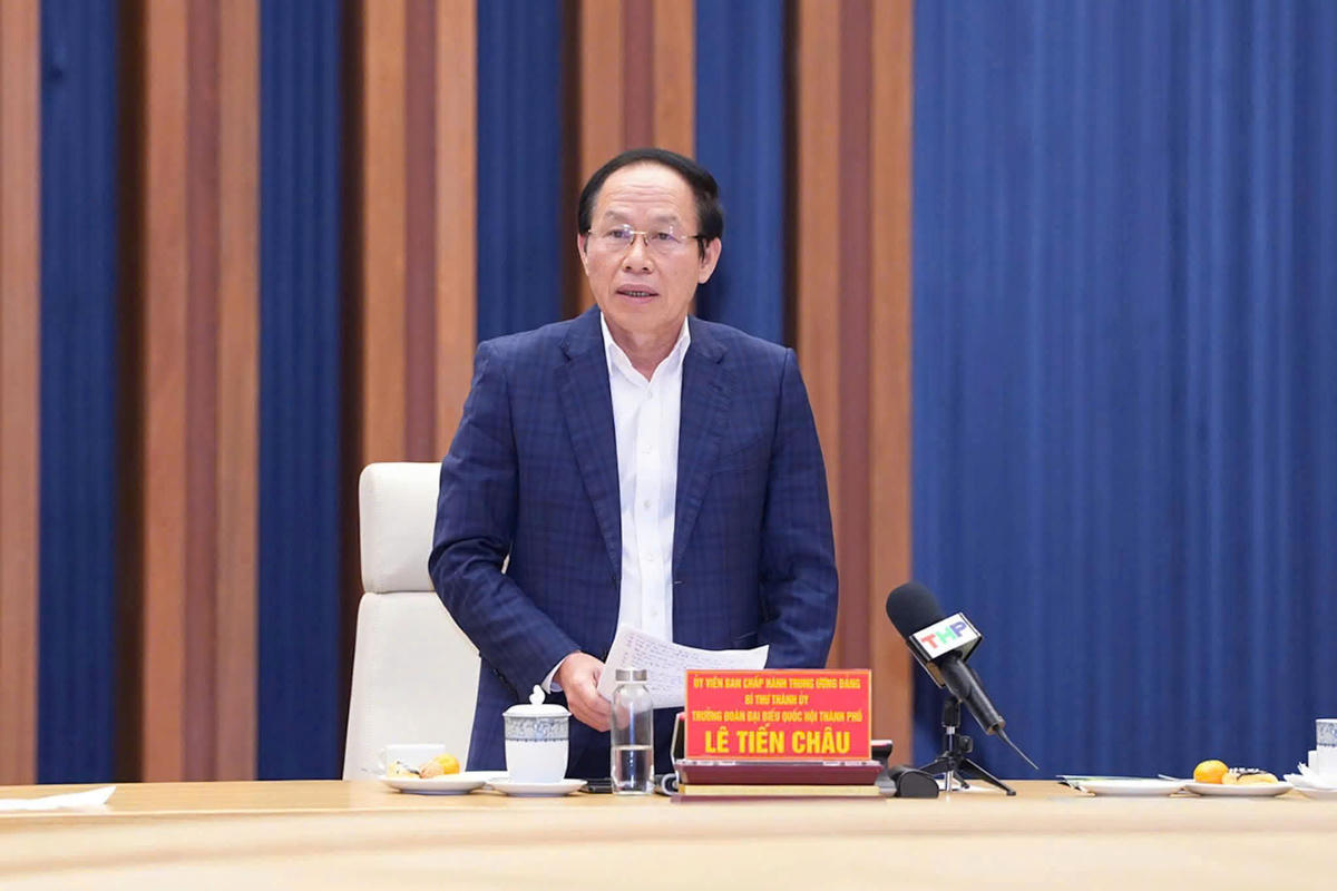 Bí thư Thành ủy Hải Phòng Lê Tiến Châu tiếp thu ý kiến&nbsp;chỉ đạo của Phó Thủ tướng Thường trực Chính phủ Nguyễn Hòa Bình. Ảnh: ĐT.&nbsp;