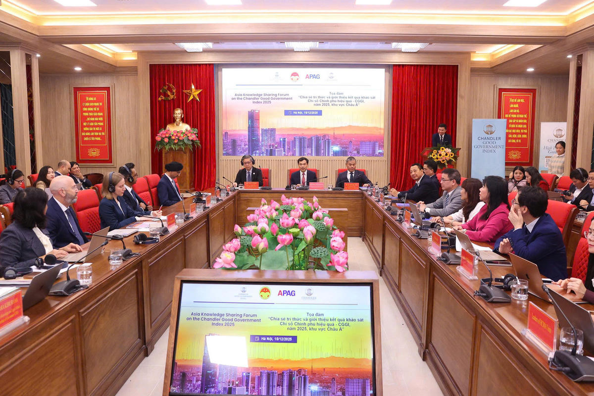 Quang cảnh tọa đàm.