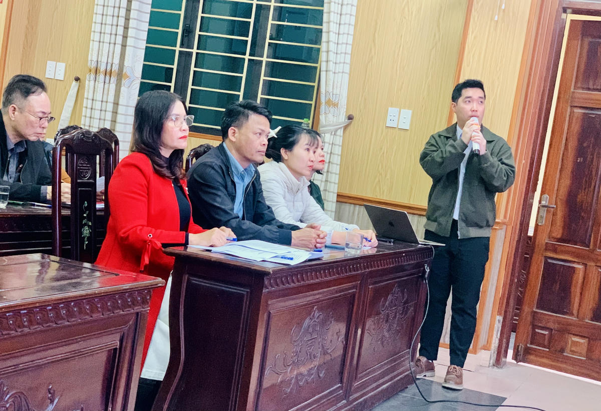 Thông qua hội nghị, đội ngũ cán bộ làm công tác tuyên truyền viên cơ sở được nâng cao kỹ năng tiếp nhận, chọn lọc và sử dụng thông tin hiệu quả, góp phần cải thiện đời sống, thúc đẩy sản xuất. Đây là hoạt động thiết thực nhằm thực hiện mục tiêu giảm nghèo bền vững, bảo đảm người dân được tiếp cận thông tin đầy đủ, kịp thời, nhất là các chính sách hỗ trợ của Nhà nước; đồng thời khẳng định quyết tâm của xã Thái Thụy trong triển khai hiệu quả Chương trình mục tiêu quốc gia giảm nghèo bền vững giai đoạn 2021 - 2025 hướng tới nâng cao chất lượng cuộc sống và phát triển kinh tế - xã hội trên địa bàn. Ảnh: thaithuy.hungyen.gov