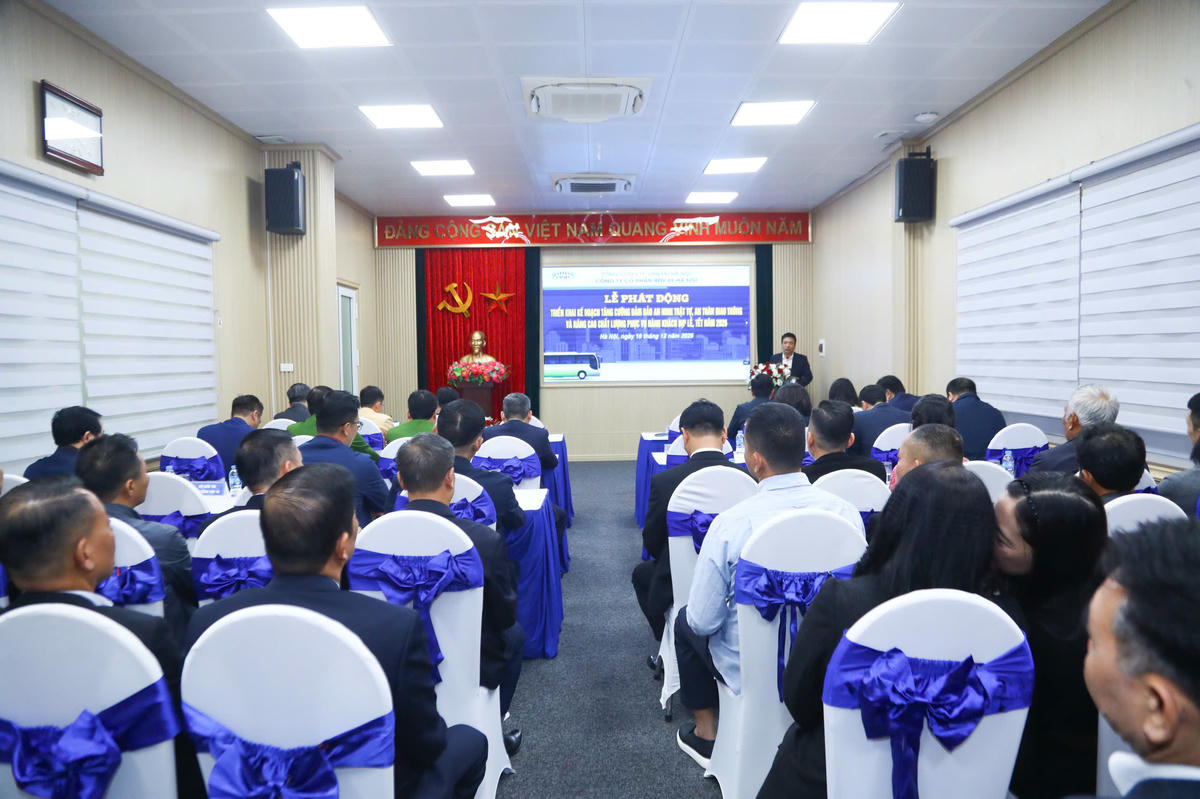 Bến xe Hà Nội phát động nâng cao chất lượng, an toàn phục vụ khách dịp Tết 2026.