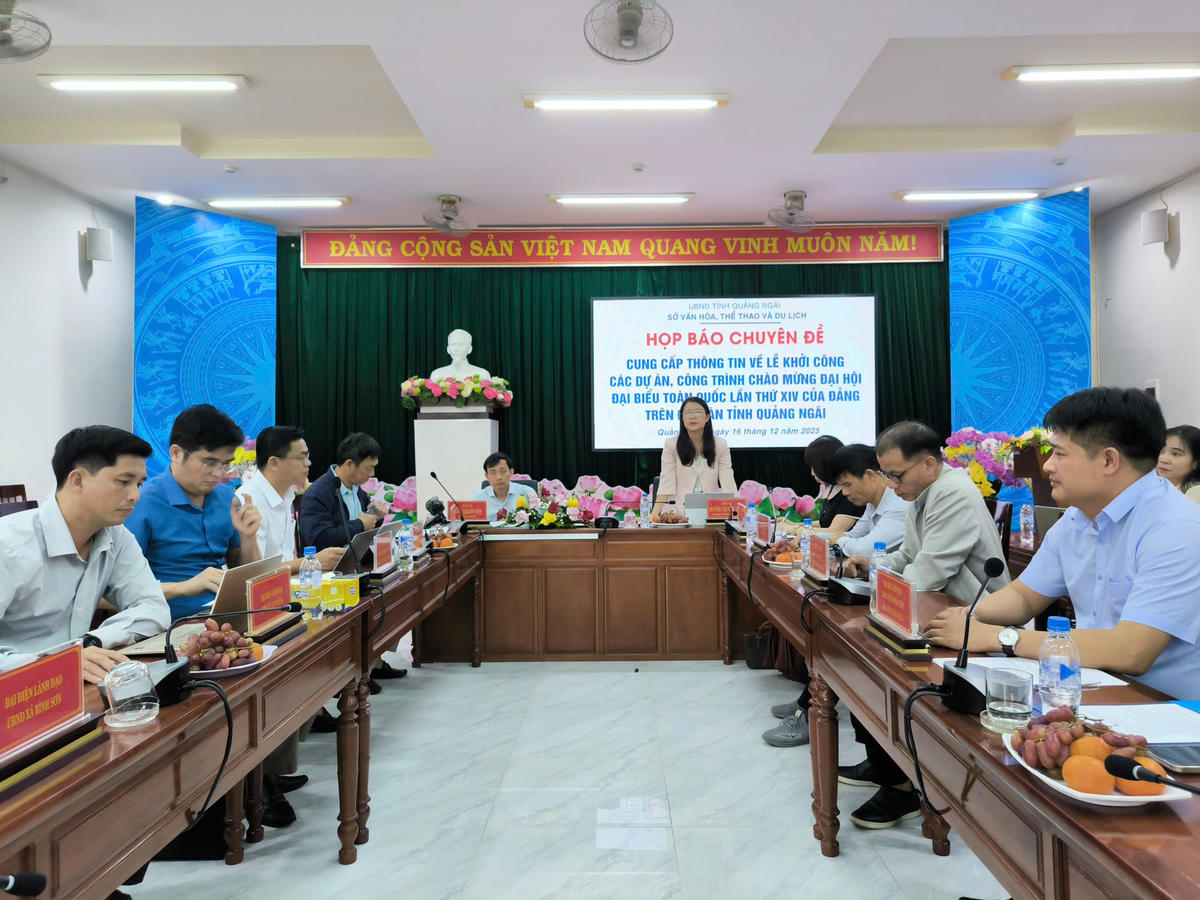 Quang cảnh họp báo. Ảnh: CV.