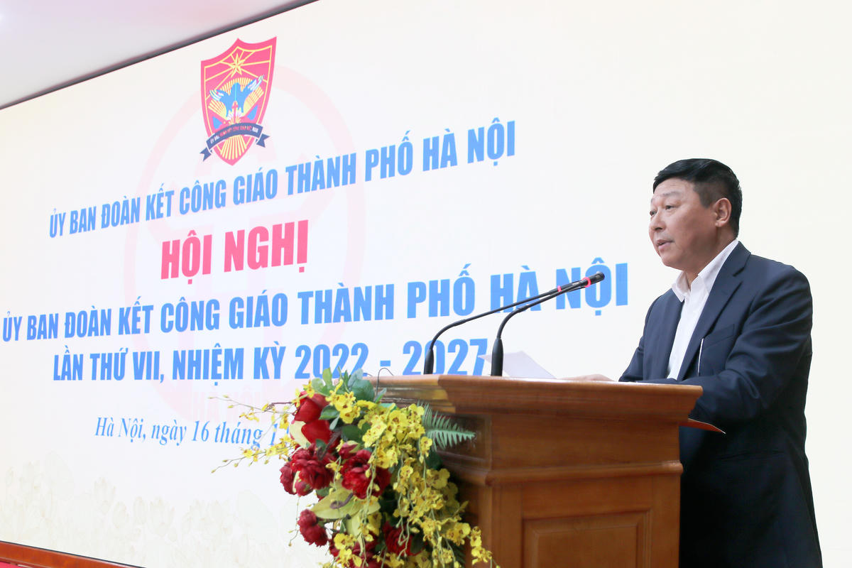 Phó Chủ tịch Thường trực Ủy ban MTTQ Việt Nam thành phố Hà Nội Phạm Anh Tuấn. phát biểu tại Hội nghị.
