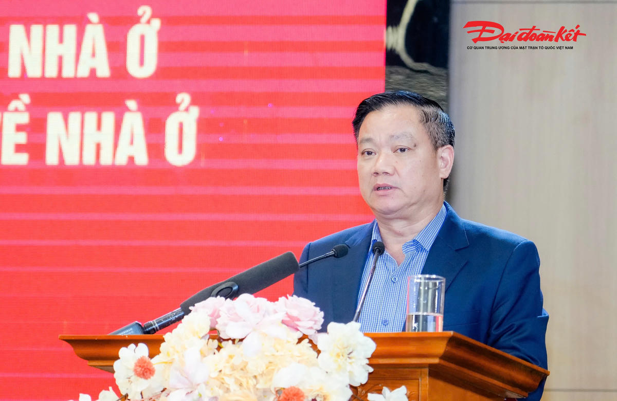 Ông Nguyễn Khắc Thận – Bí thư Tỉnh ủy Nghệ An phát biểu tại hội nghị. Ảnh: PB