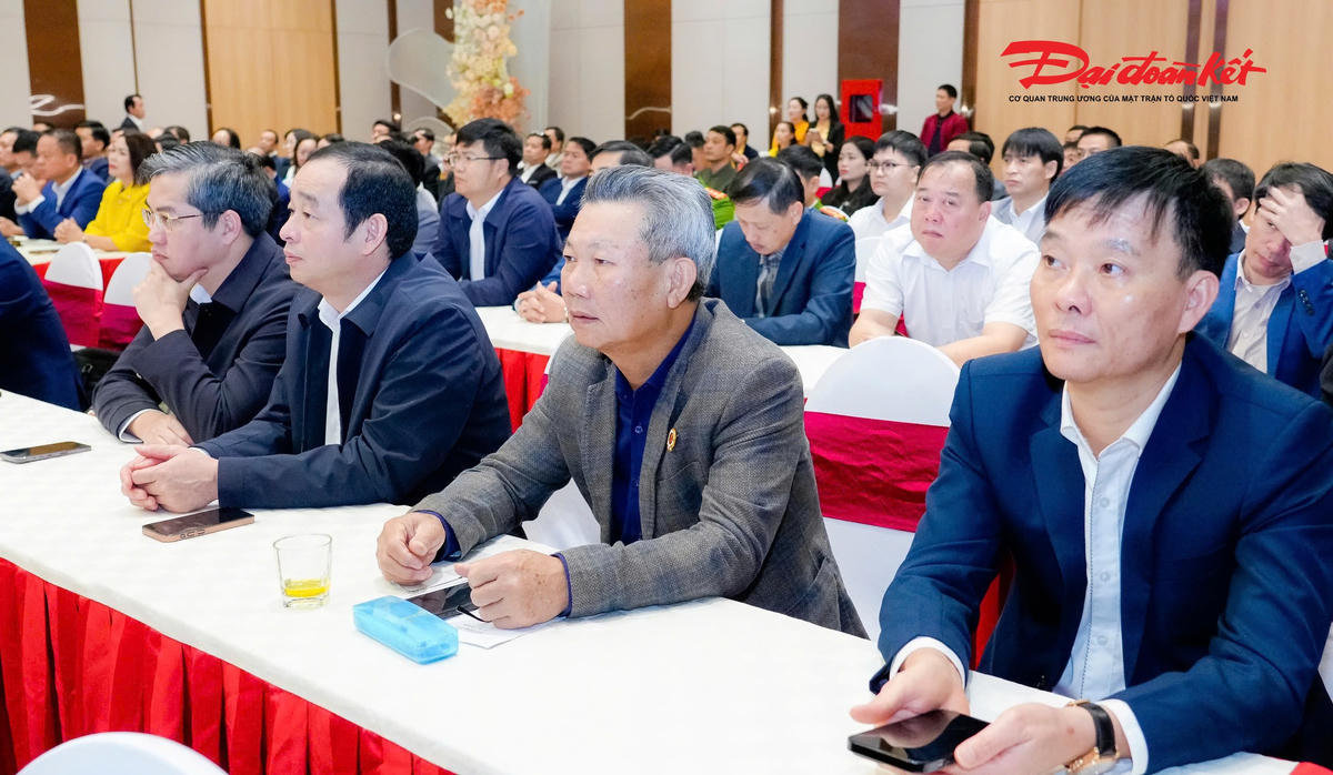 Đại diện các ban, ngành, địa phương tỉnh Nghệ An tham dự hội nghị. Ảnh: PB