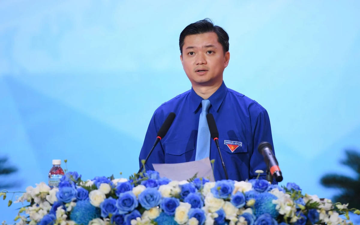 Đồng chí Nguyễn Minh Triết, Bí thư Thường trực Trung ương Đoàn, Chủ tịch Trung ương Hội Sinh viên Việt Nam, phát biểu tại đại hội. (ảnh X.H)