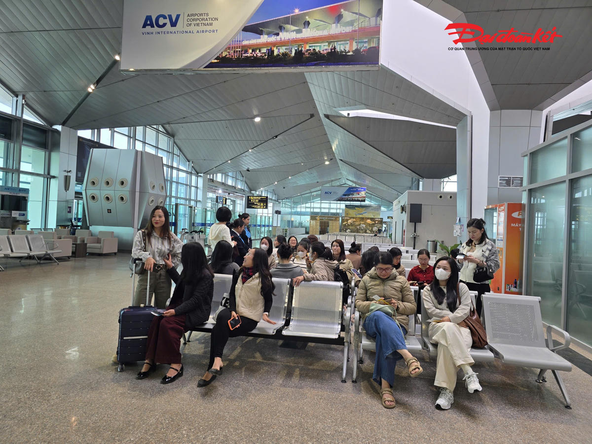 Dự án sửa chữa đường cất hạ cánh, đường lăn, Cải tạo nhà ga quốc nội (Cảng hàng không quốc tế Vinh) đi vào hoạt động từ ngày 19/12. Ảnh: ĐB