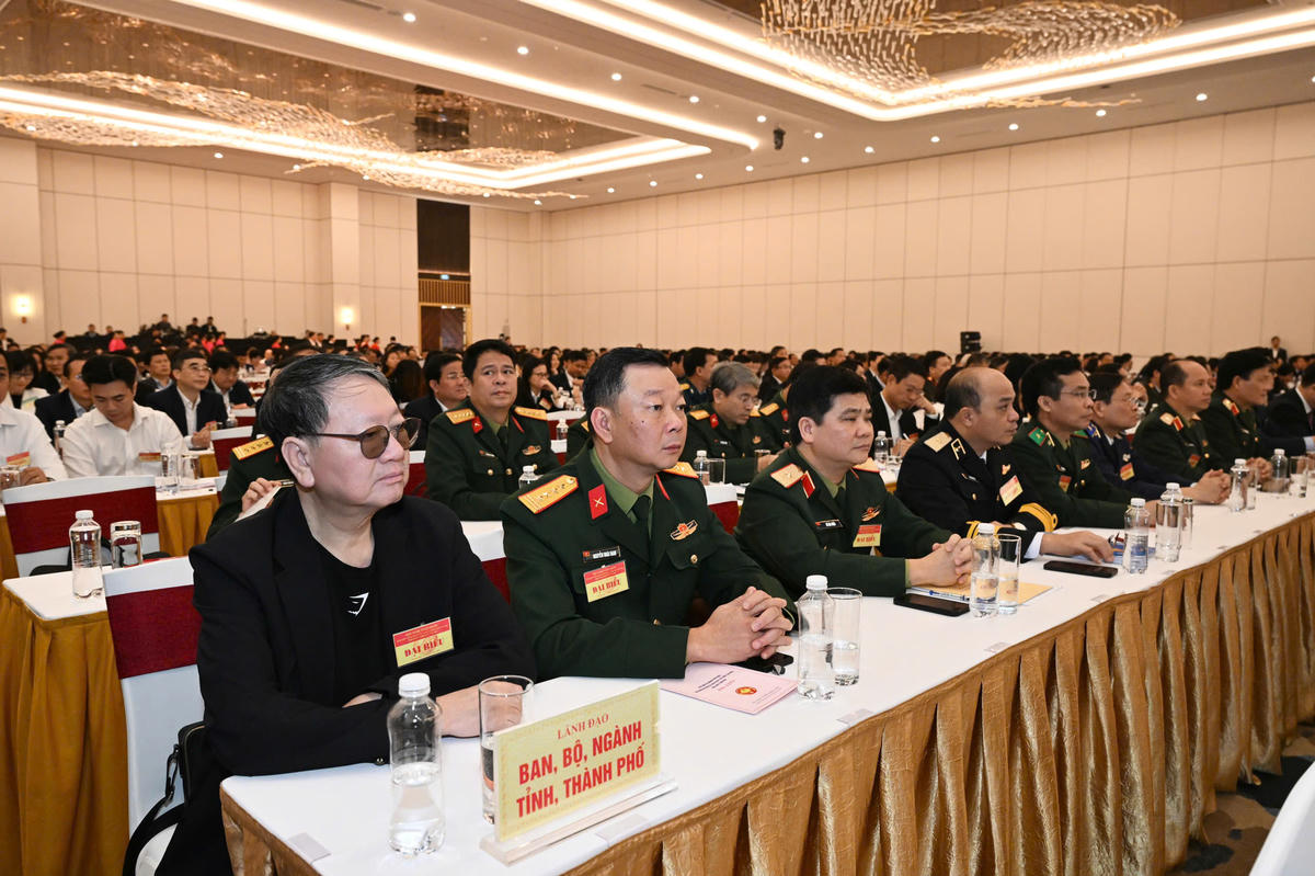 Các đại biểu dự Hội nghị.