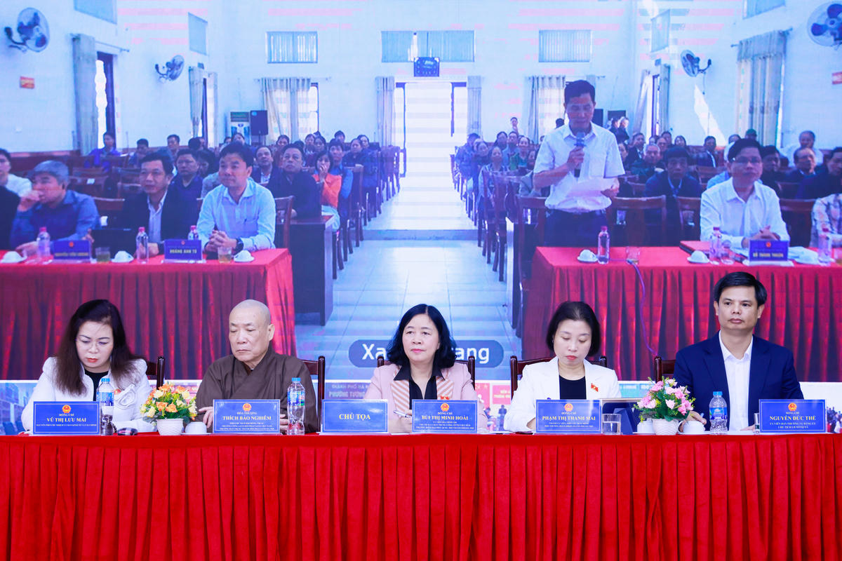 Chủ tịch Bùi Thị Minh Hoài và các đại biểu Quốc hội tại Hội nghị. Ảnh: Quang Vinh.