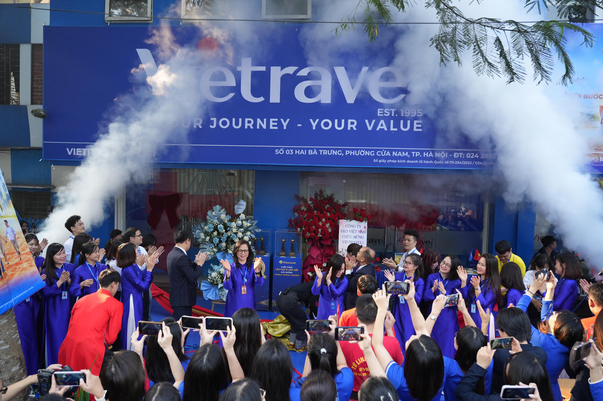 Vietravel ra mắt nhận diện thương hiệu mới, đánh dấu 30 năm phát triển - vươn mình cùng đất nước