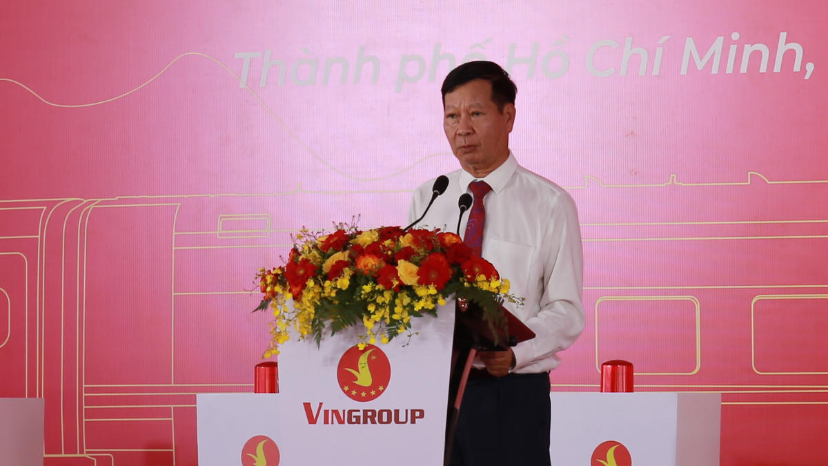 Ông Lê Khắc Hiệp phát biểu tại lễ khởi công dự án. Ảnh: H.H.