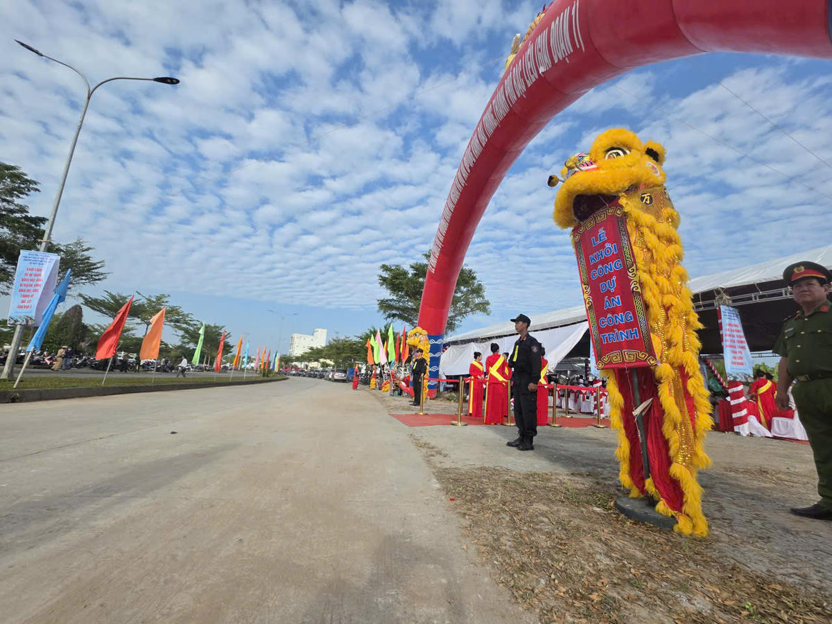 Điểm đầu dự án nối vào đường Nguyễn Văn Cừ ( khu đô thị Hoàng Phát, phường Bạc Liêu, tỉnh Cà Mau). Ảnh: Nguyên Du