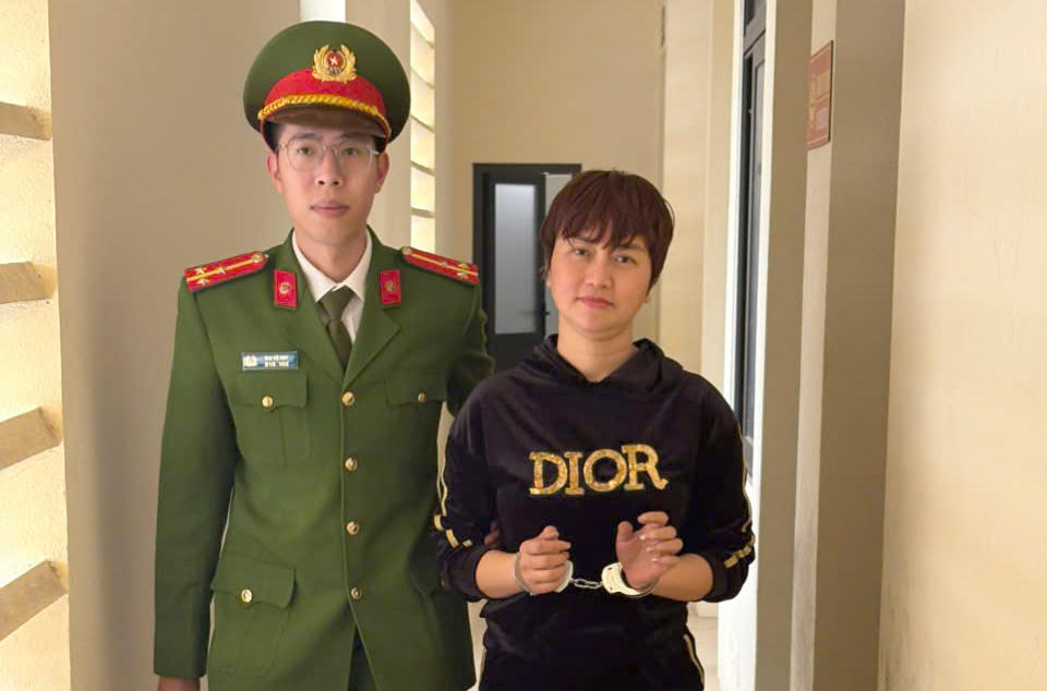 Nguyễn Thị Thu tại cơ quan điều tra. Ảnh: CATH