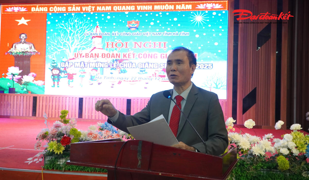 Ông GB Lê Văn Dũng - Chủ tịch Ủy ban ĐKCG Việt Nam tỉnh Hà Tĩnh khai mạc hội nghị. Ảnh: HN.