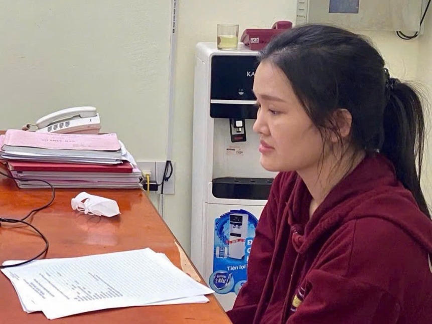 Phan Công Hoài Giang đến đầu thú tại cơ quan công an. Ảnh: CAQT