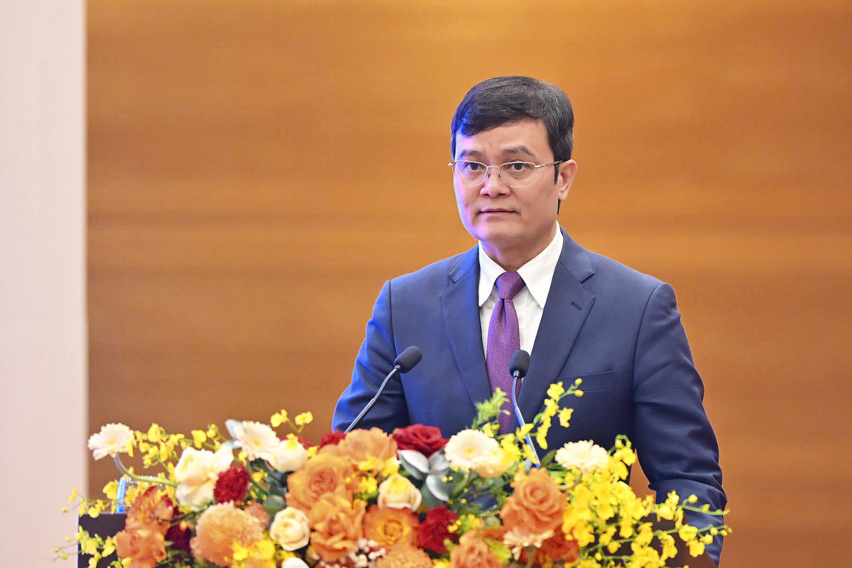 Ông Bùi Quang Huy, Phó Chủ tịch UBTƯ MTTQ Việt Nam, Bí thư thứ nhất Trung ương Đoàn phát biểu tại Đại hội. Ảnh: Linh Phan.