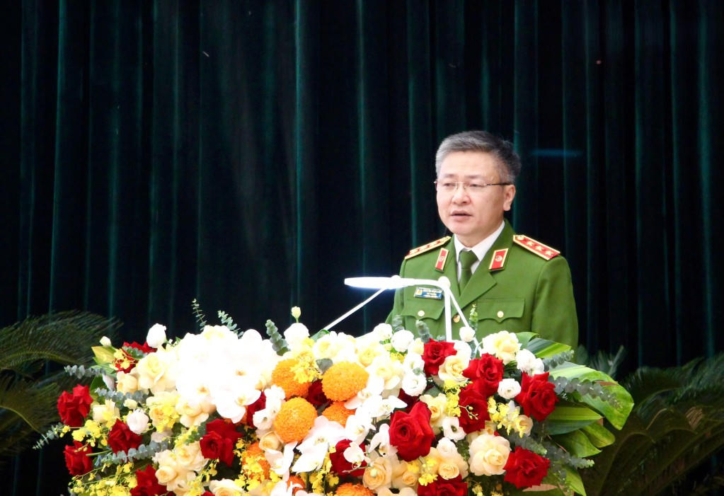 Thượng tướng Nguyễn Ngọc Lâm, Thứ trưởng Bộ Công an phát biểu tại Hội nghị. Ảnh: QMG