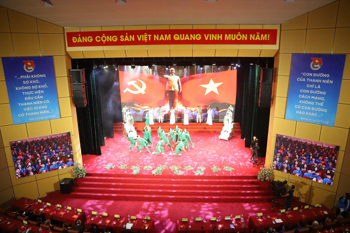 Chương trình nghệ thuật đặc sắc. Ảnh: HN.